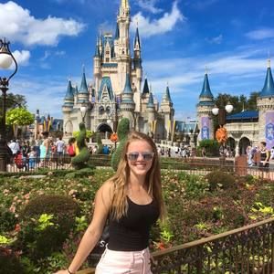 Meet your Posher, Anna